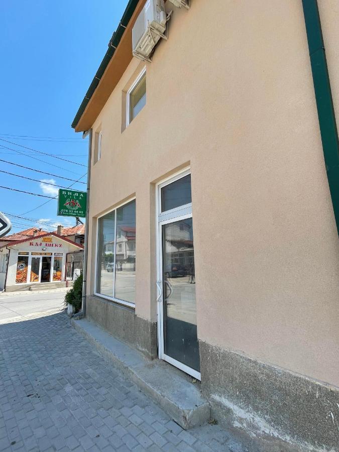 Vila 5 Hotel Prilep Exterior photo